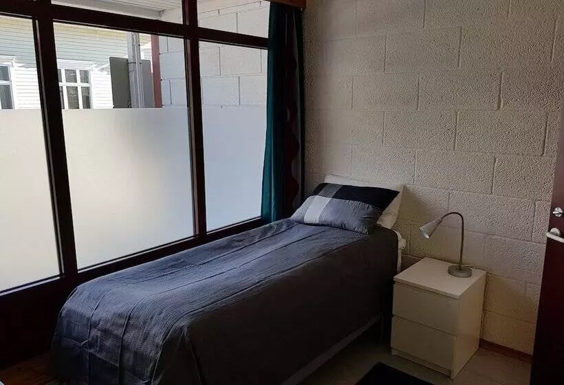 Volda Hostel & B & B