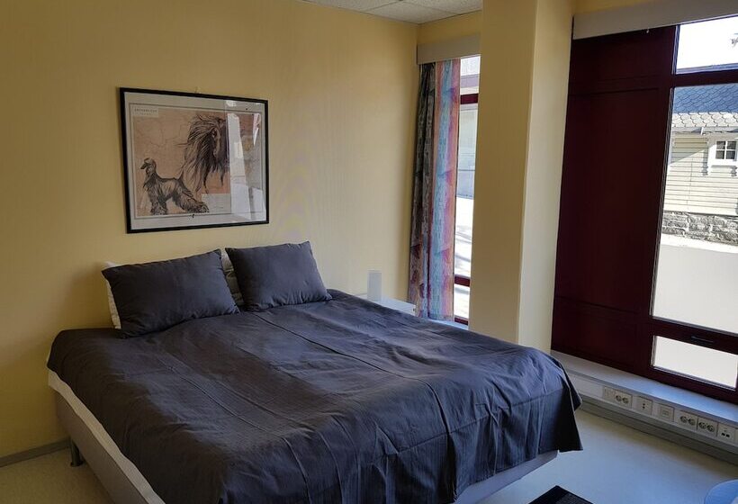 Volda Hostel & B & B