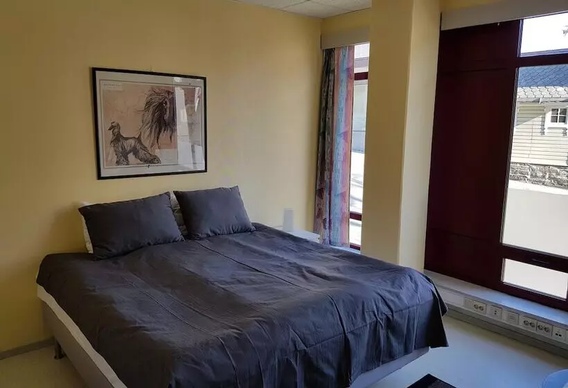 Volda Hostel & B & B