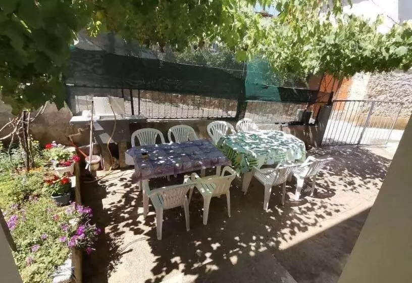 پانسیون Villa Daniel Irena Pestani