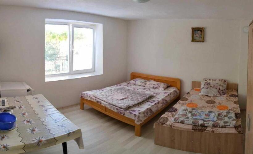 پانسیون Villa Daniel Irena Pestani