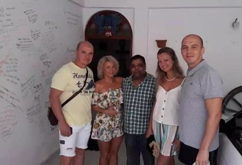 هتل New Nethmi Villa