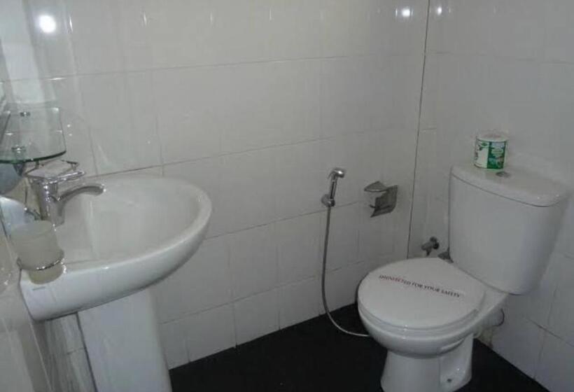 Szálloda New Nethmi Villa