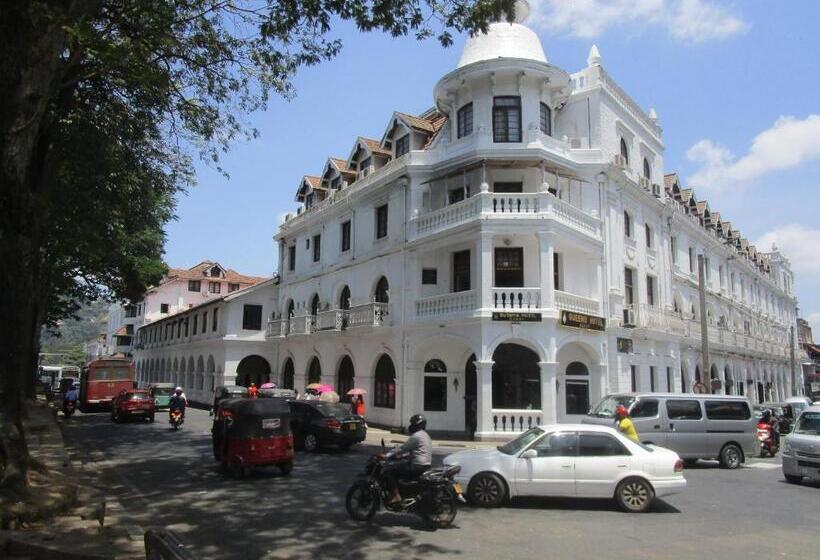 Szálloda New Nethmi Villa