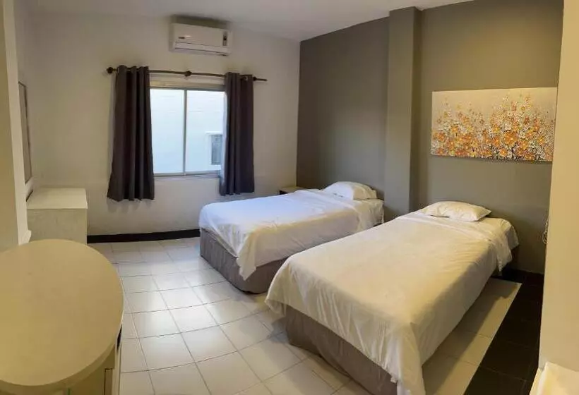 Hotelli Shalom Center Chaweng Samui