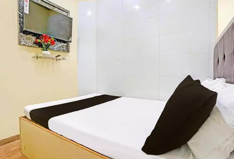 هتل O Tanvi Guest House