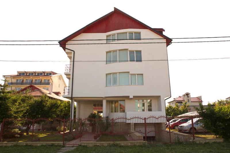 بنسيون Casa Blanca Din Costinesti