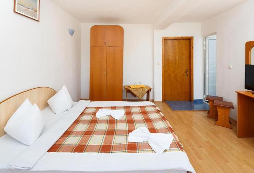 بنسيون Casa Blanca Din Costinesti