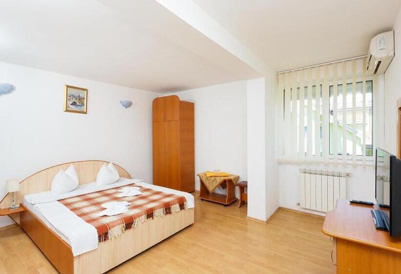 بنسيون Casa Blanca Din Costinesti