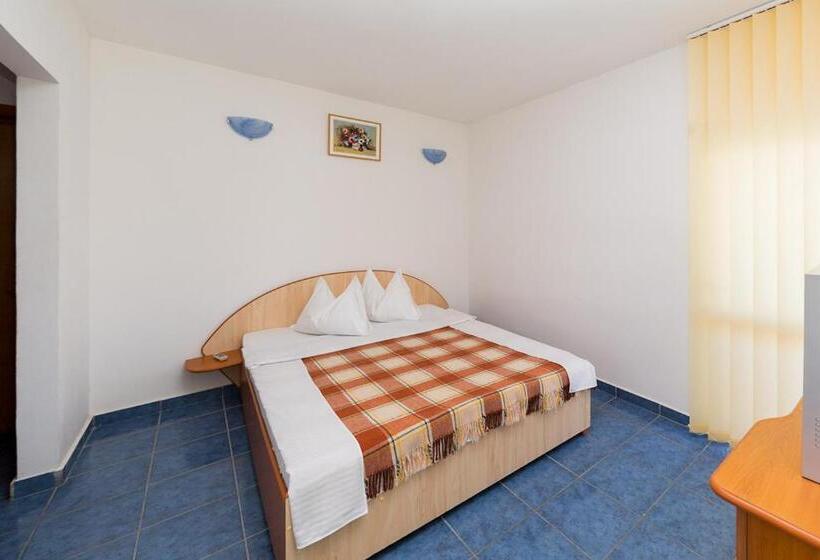 بنسيون Casa Blanca Din Costinesti