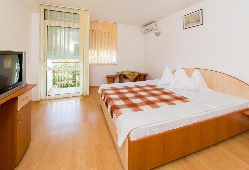 بنسيون Casa Blanca Din Costinesti