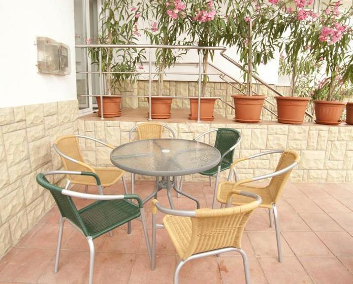 بنسيون Casa Blanca Din Costinesti