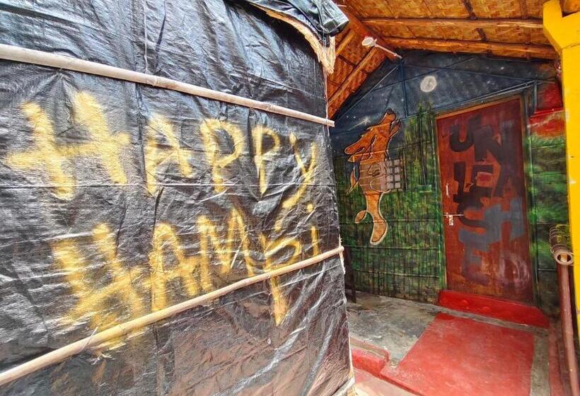 Pensão Temple Side Cottage