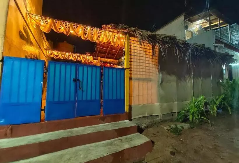 Majatalo Temple Side Cottage