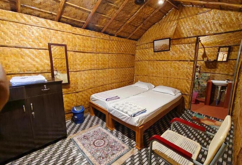 Pensão Temple Side Cottage