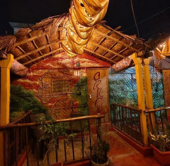 Pensão Temple Side Cottage