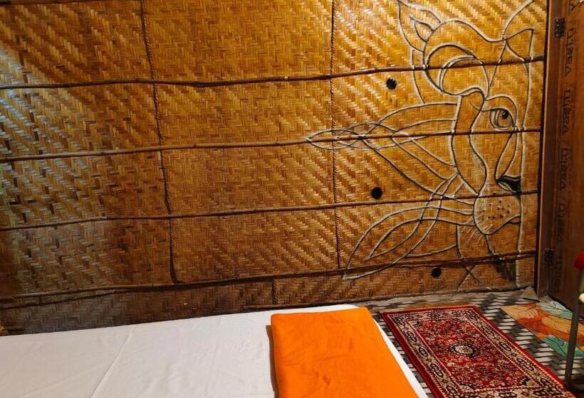 Pensão Temple Side Cottage