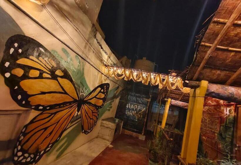 Pensão Temple Side Cottage