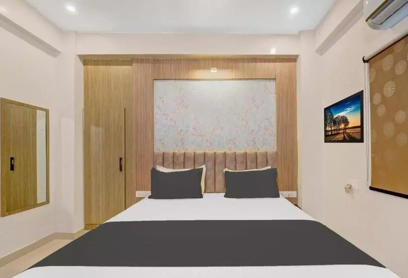 Hôtel Super Oyo Flagship Vr
