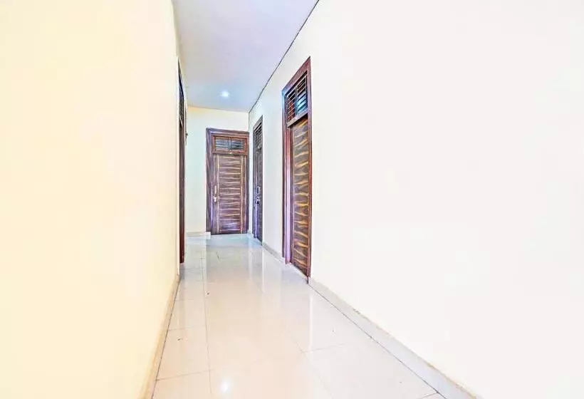 O S.b.n Hotel And Reseidency