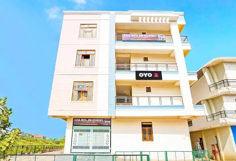 O S.b.n Hotel And Reseidency