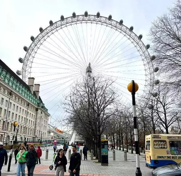 ベッドアンドブレックファースト Waterloo Central London   Private Rooms In Shared Apartment