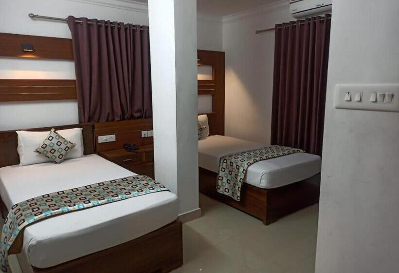 Hotel Rieva Residency