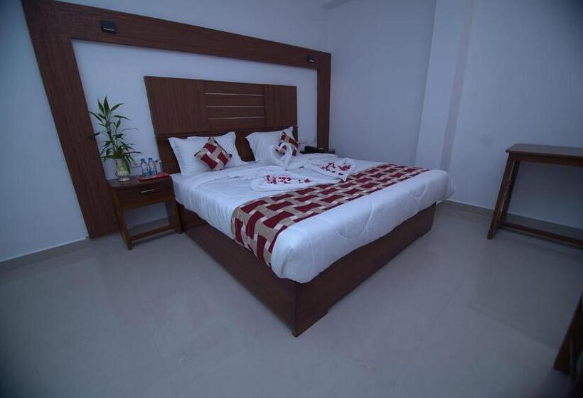 Hotel Rieva Residency