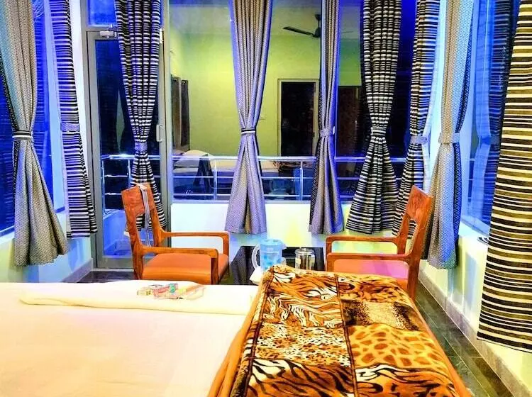 Yelagiri Goldhill Resort