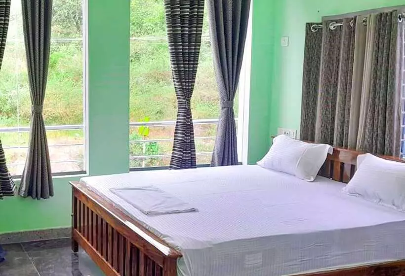 Yelagiri Goldhill Resort