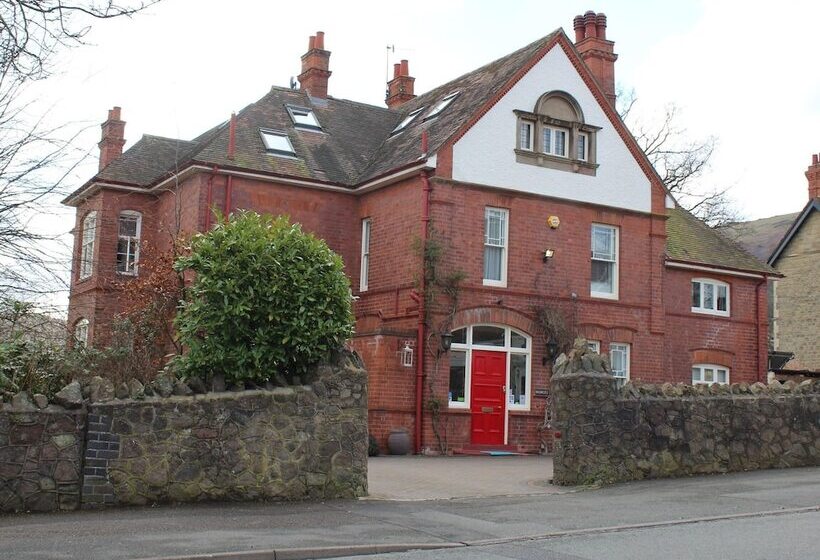 مبيت وإفطار Copper Beech House