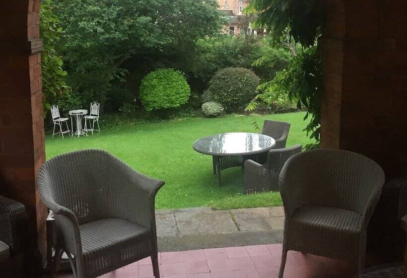 مبيت وإفطار Copper Beech House