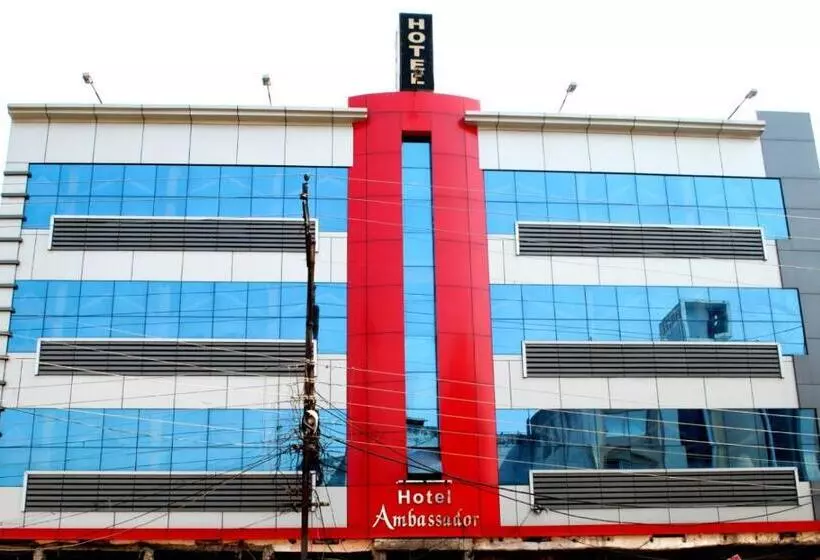 هتل Ambassador Inn