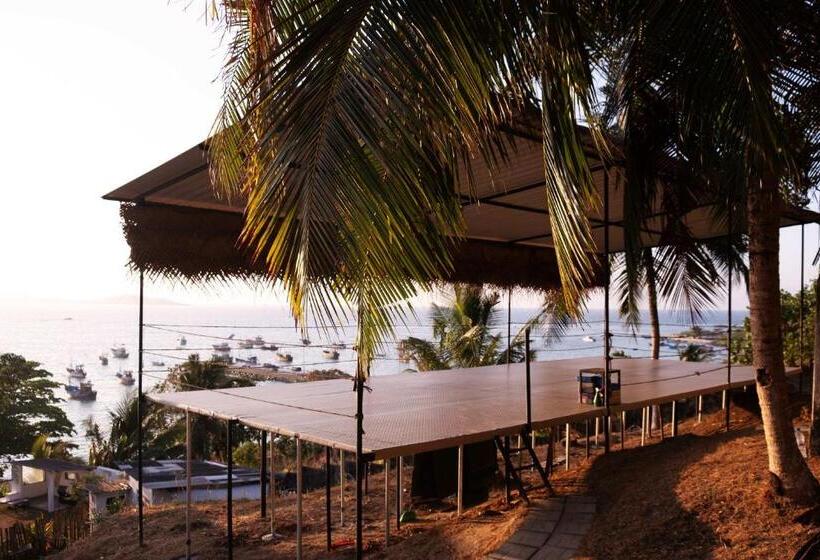 ホテル Basecamp Yoga Beach House