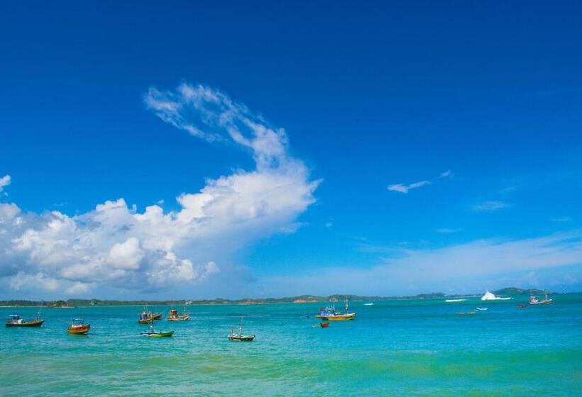 ホテル Basecamp Yoga Beach House