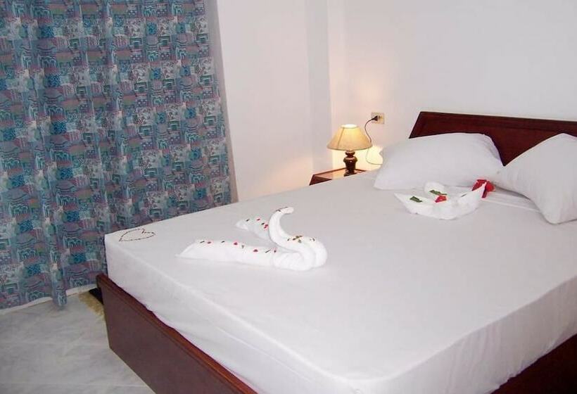 هتل Fayed Beach Resort