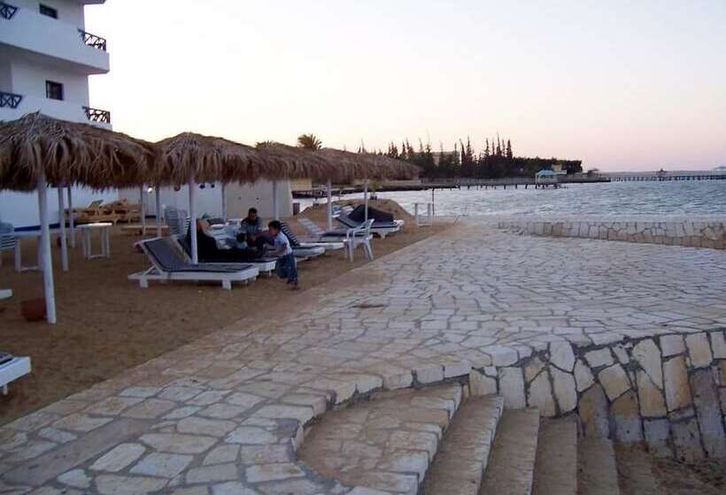 هتل Fayed Beach Resort