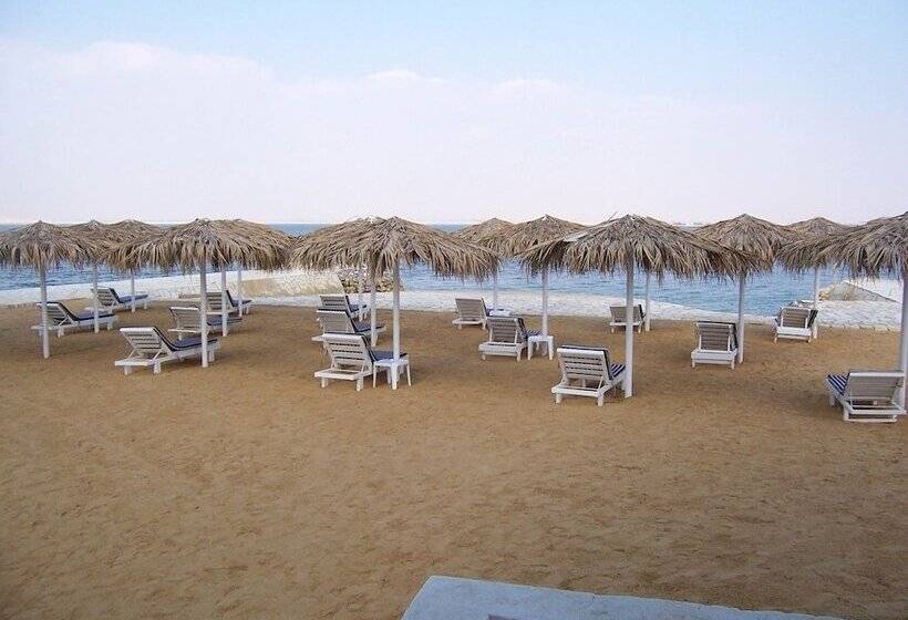 هتل Fayed Beach Resort