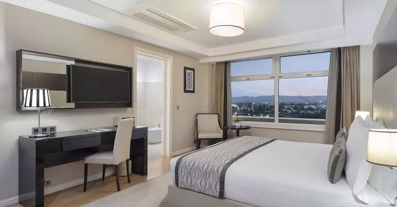 ホテル Fraser Suites Abuja