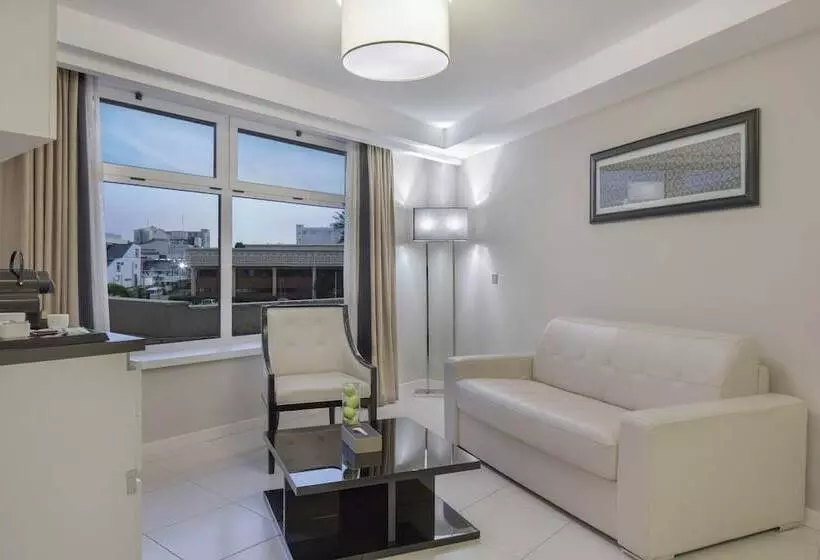 ホテル Fraser Suites Abuja