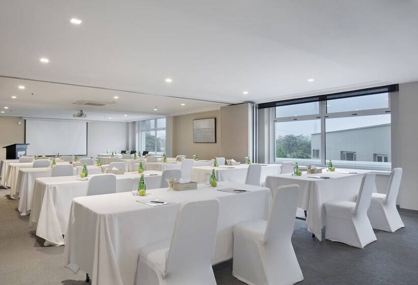 호텔 Fraser Suites Abuja