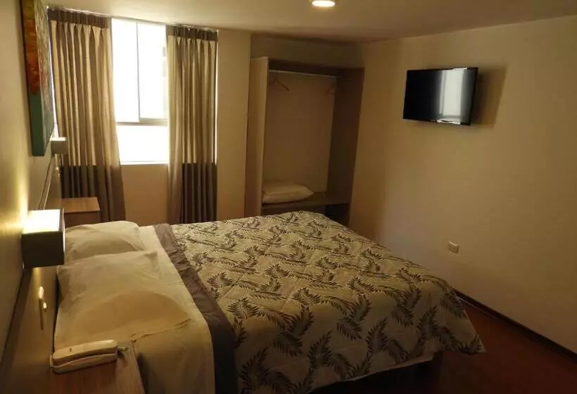 هتل Nice Inn Tacna