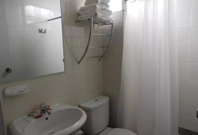هتل Nice Inn Tacna