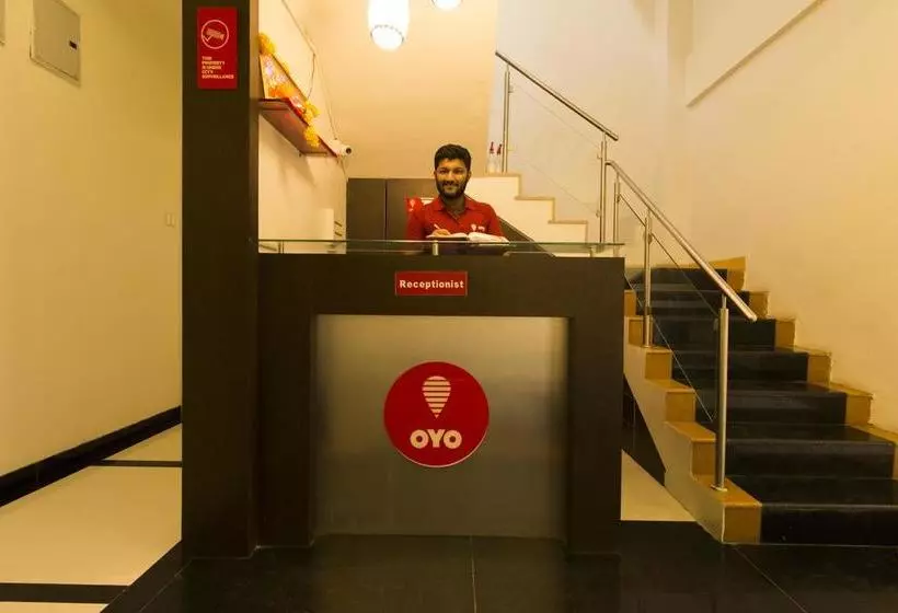 ホテル Oyo Rooms Near Magarpatta City