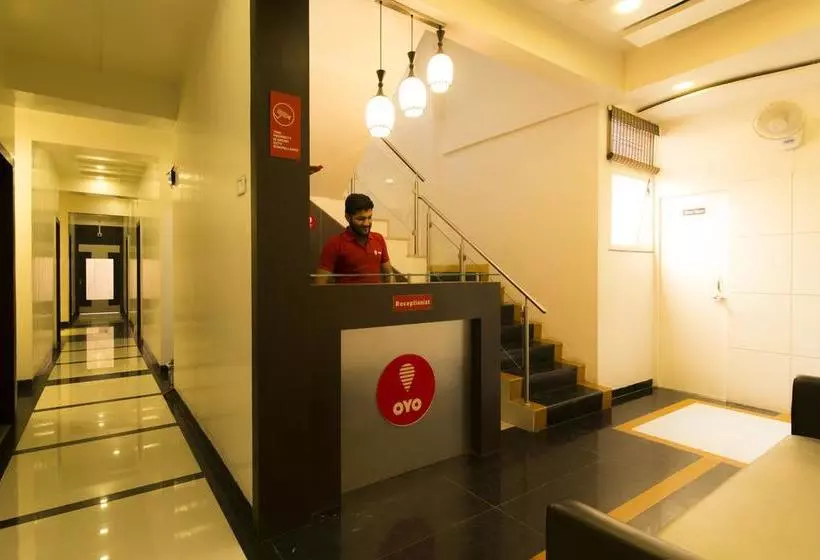 ホテル Oyo Rooms Near Magarpatta City