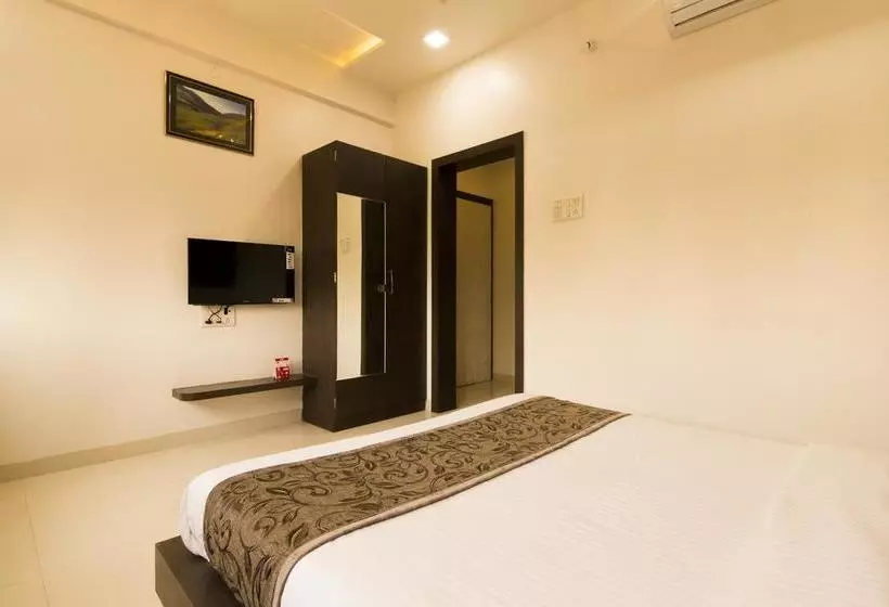 ホテル Oyo Rooms Near Magarpatta City
