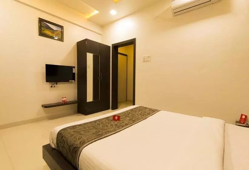 ホテル Oyo Rooms Near Magarpatta City