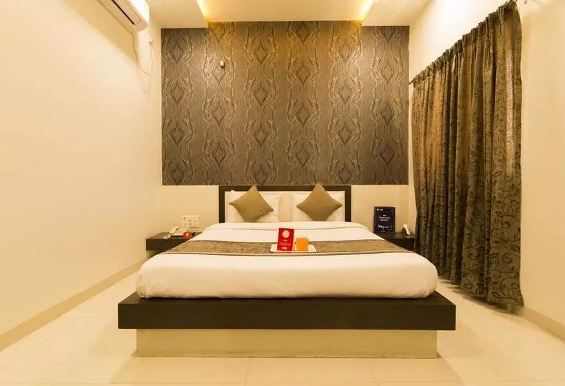 ホテル Oyo Rooms Near Magarpatta City