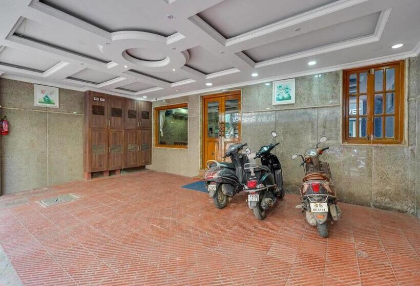 בית מלון כפרי The Park Royal