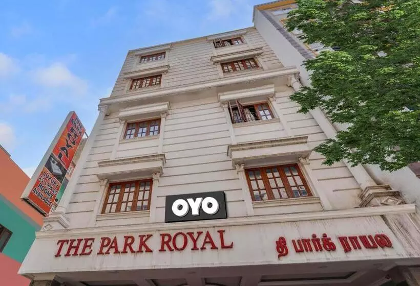 Hotelli The Park Royal